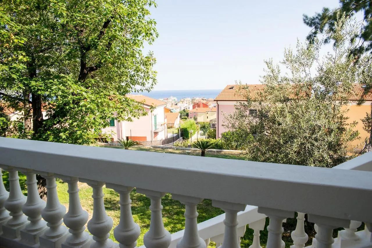 Bb Ca De Ma Bed & Breakfast Pietra Ligure
