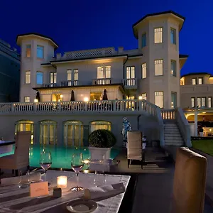 **** Hotel Carducci 76 Italien